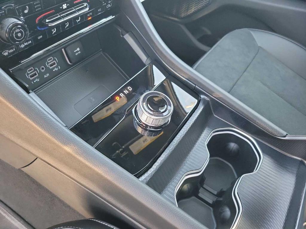 new 2025 Jeep Grand Cherokee car, priced at $42,310