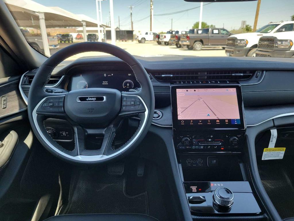 new 2025 Jeep Grand Cherokee car, priced at $44,306