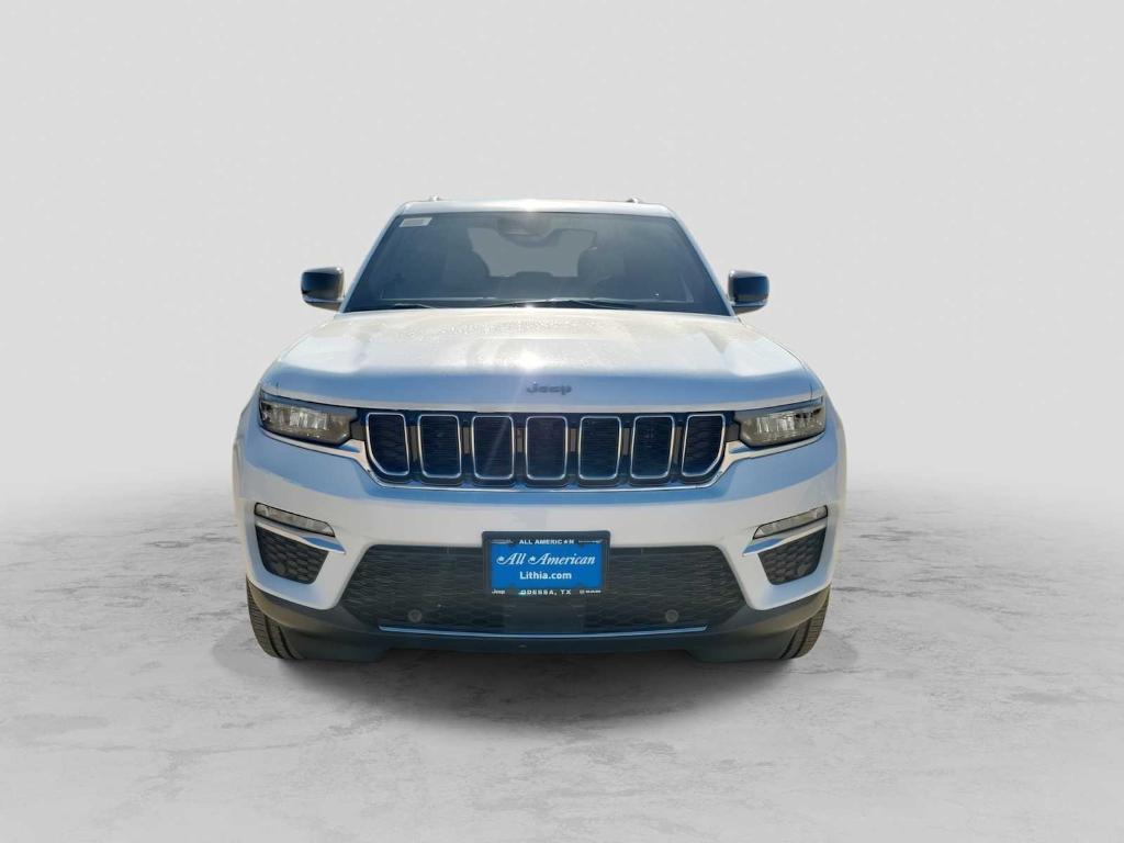 new 2025 Jeep Grand Cherokee car, priced at $51,715