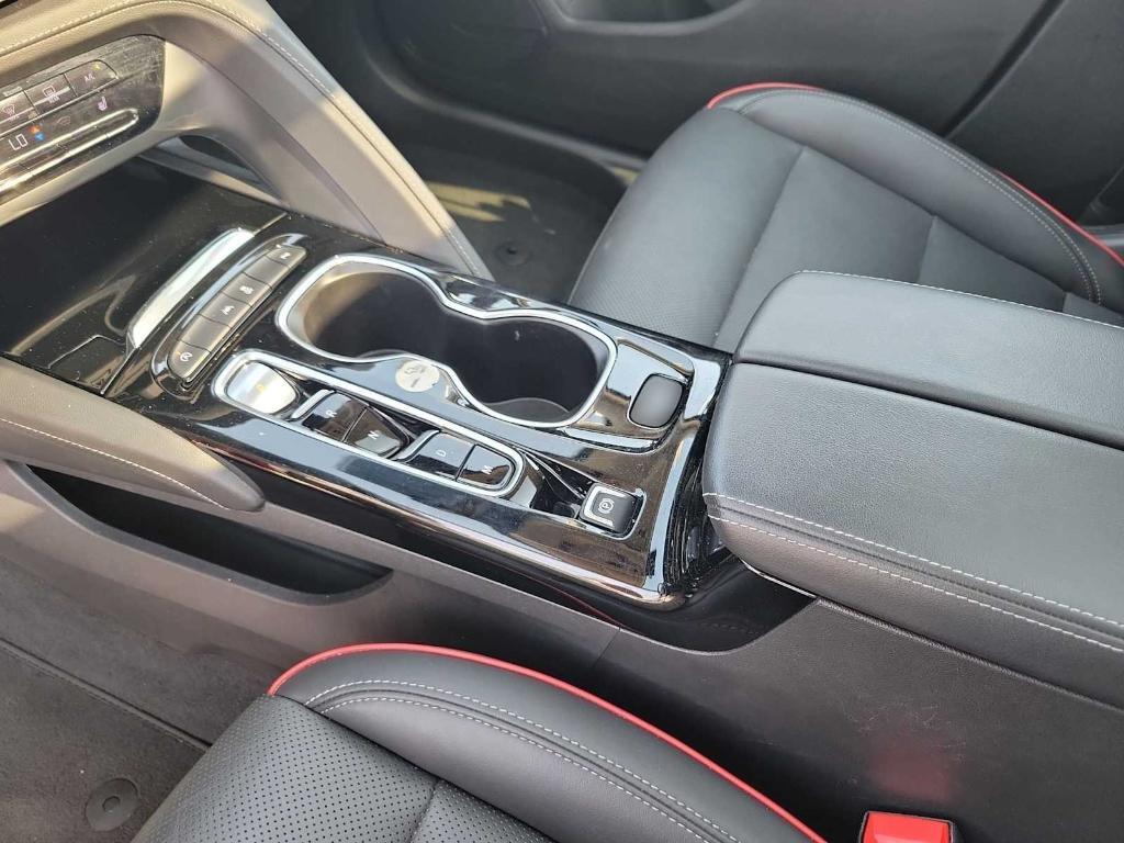 used 2023 Buick Envision car, priced at $26,995