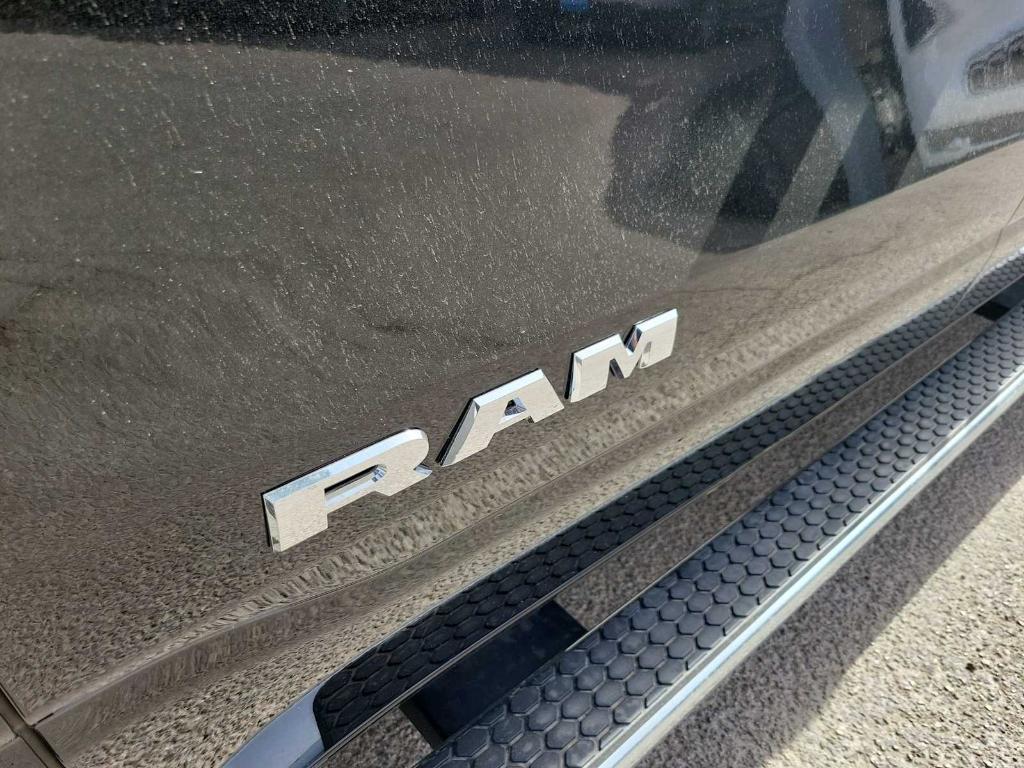 new 2025 Ram 1500 car, priced at $43,441