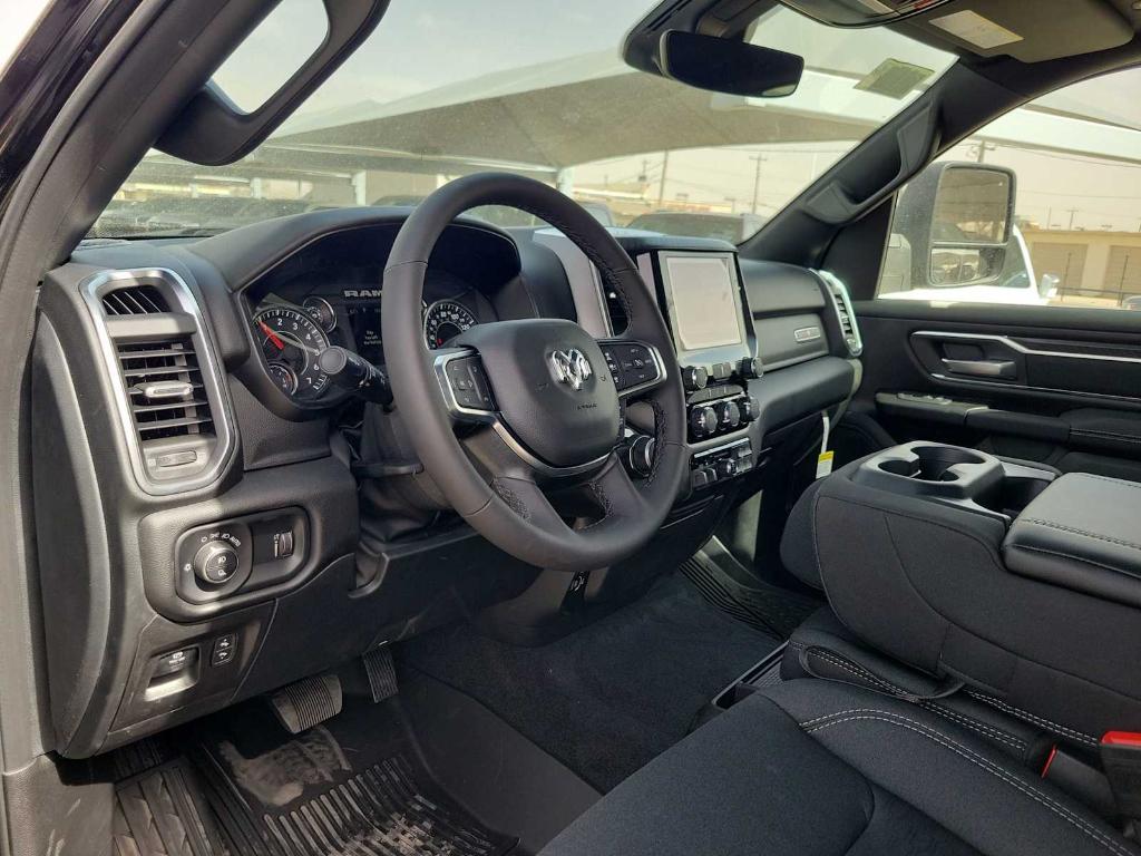 new 2025 Ram 1500 car, priced at $43,441