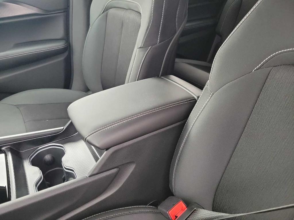 new 2025 Jeep Grand Cherokee L car, priced at $39,625