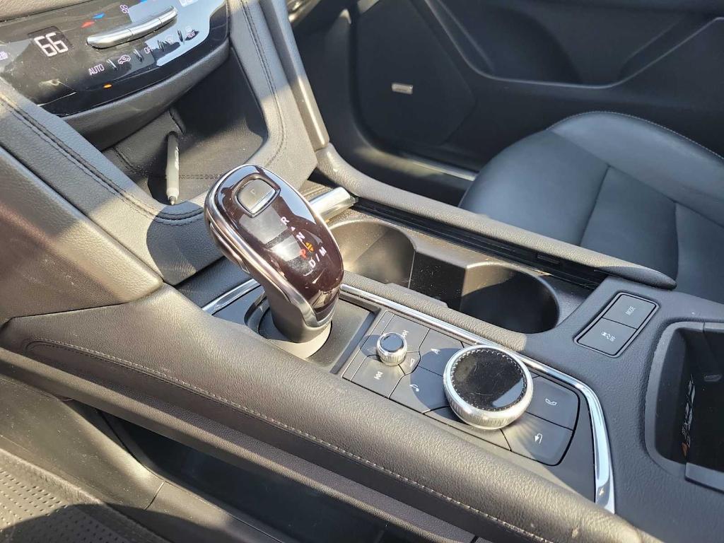 used 2023 Cadillac XT5 car, priced at $34,995