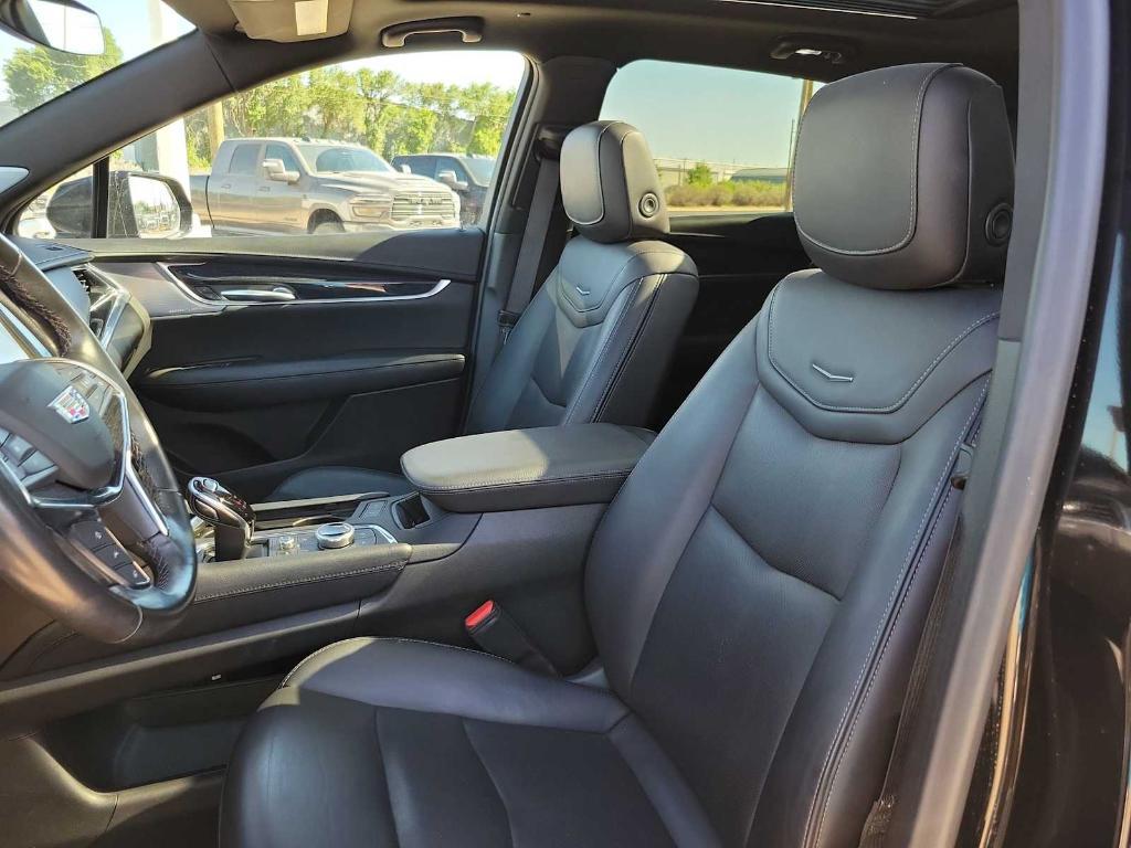 used 2023 Cadillac XT5 car, priced at $34,995