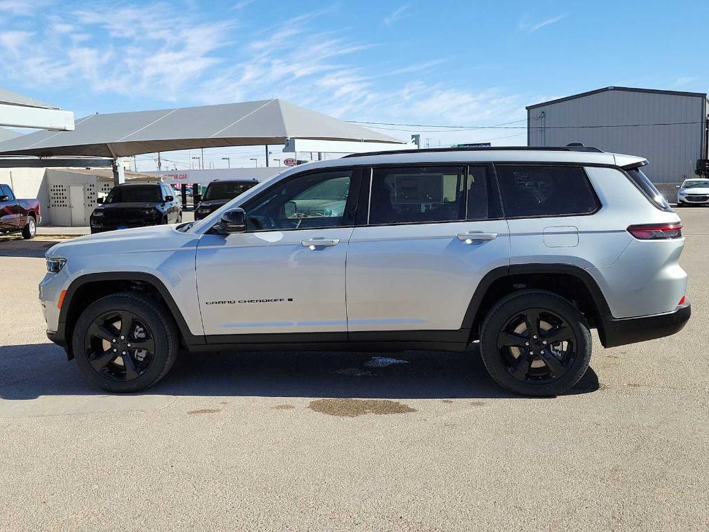 new 2025 Jeep Grand Cherokee L car, priced at $46,520