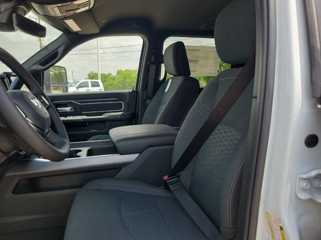 new 2025 Ram 2500 car, priced at $75,360