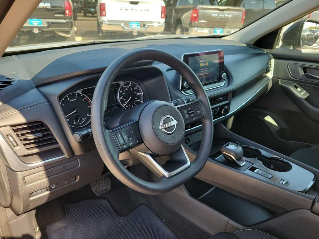 used 2024 Nissan Rogue car, priced at $26,999