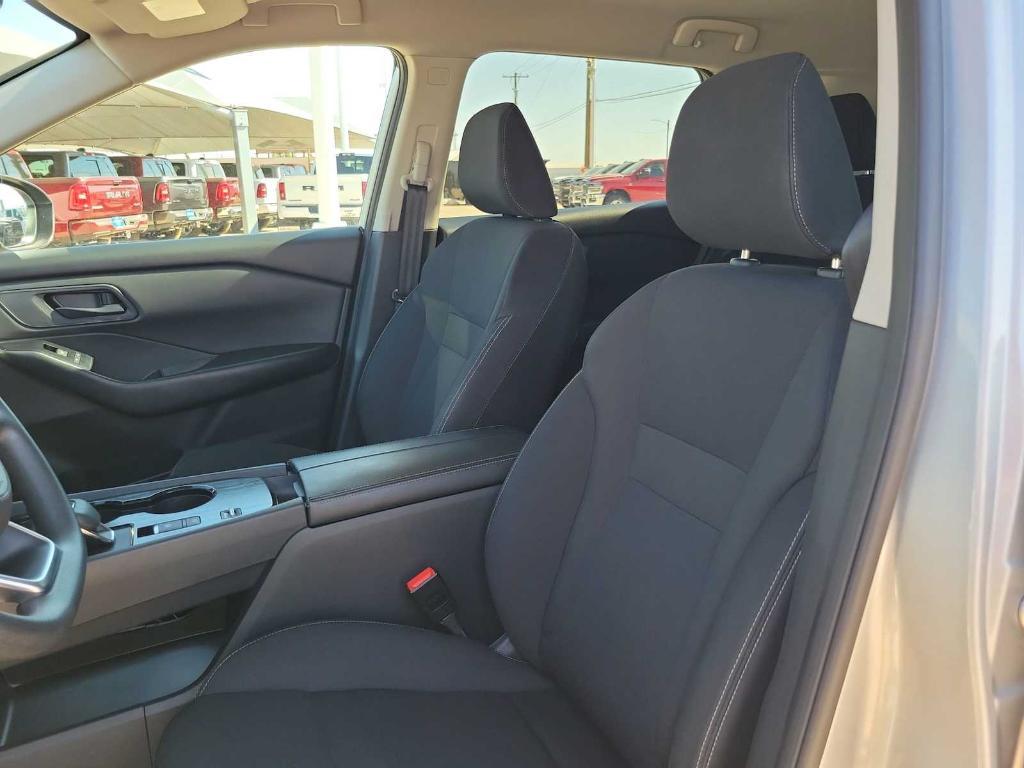 used 2024 Nissan Rogue car, priced at $26,999