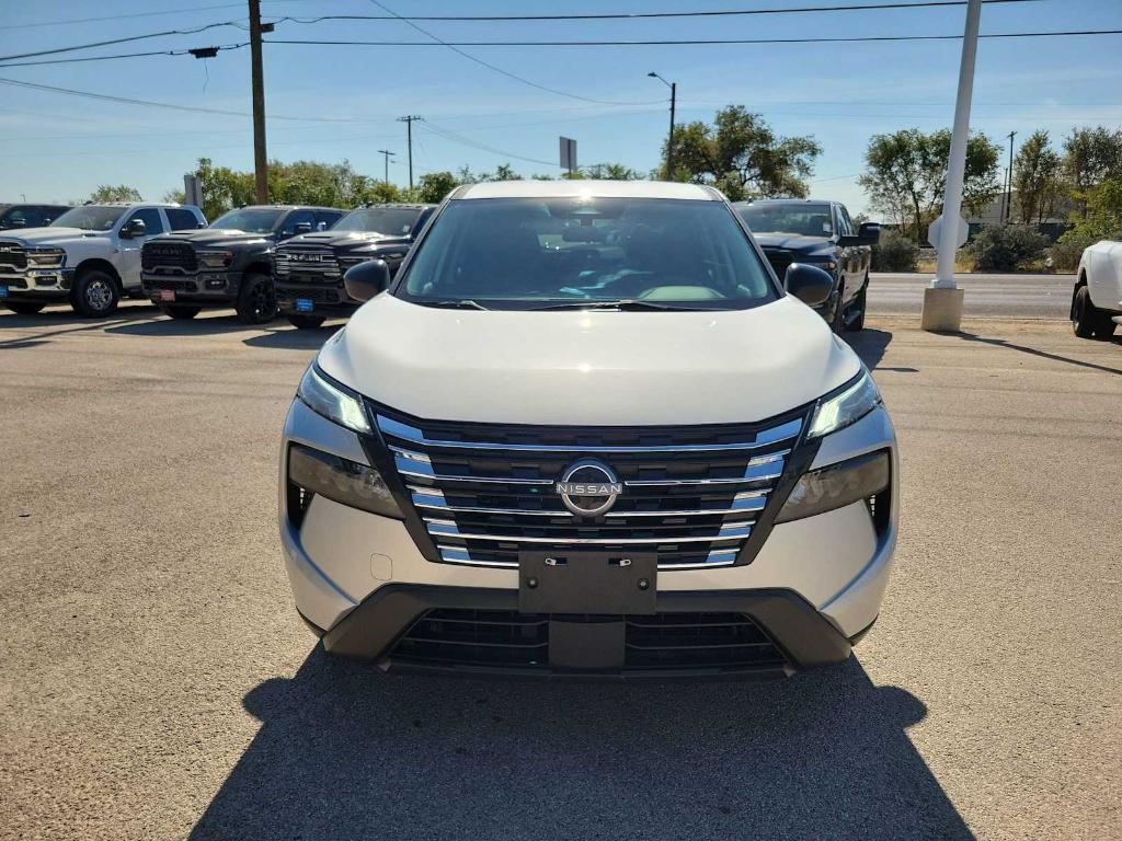 used 2024 Nissan Rogue car, priced at $26,999