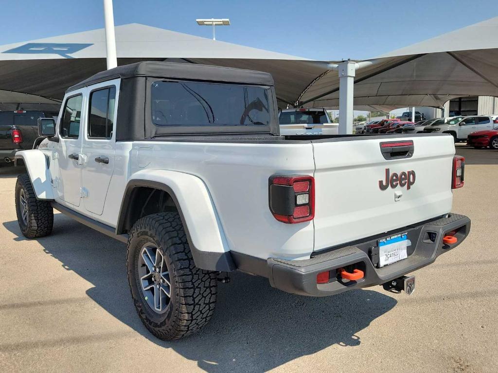 new 2025 Jeep Gladiator car, priced at $49,840