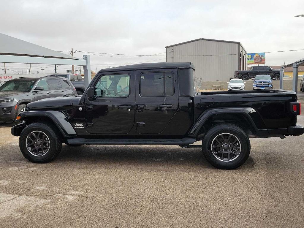 used 2022 Jeep Gladiator car, priced at $40,995