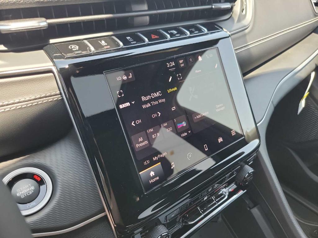 new 2025 Jeep Grand Cherokee L car, priced at $44,072