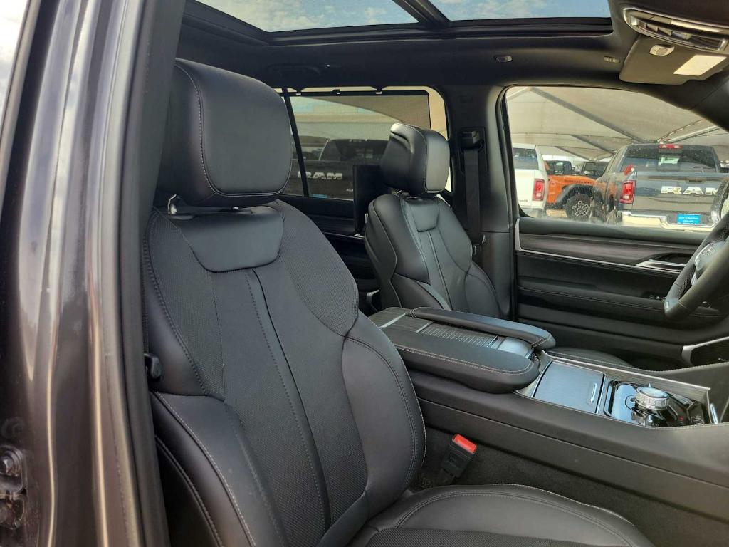new 2024 Jeep Wagoneer car, priced at $71,564