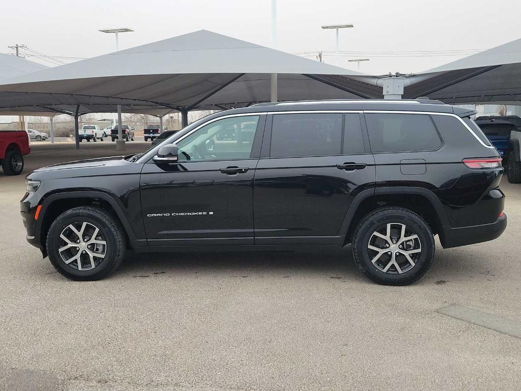 used 2023 Jeep Grand Cherokee L car, priced at $43,995