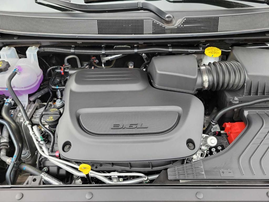 new 2026 Chrysler Pacifica car, priced at $43,460