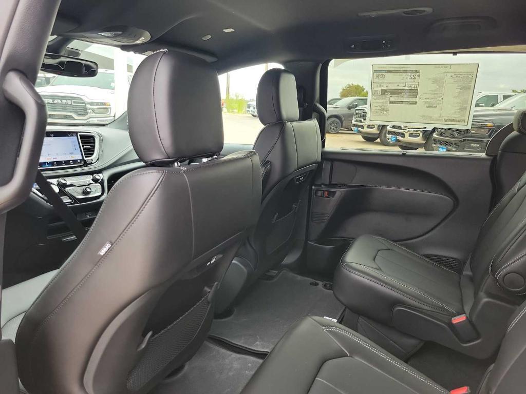 new 2026 Chrysler Pacifica car, priced at $43,460