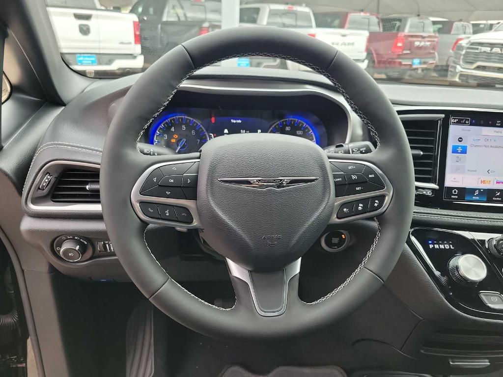 new 2026 Chrysler Pacifica car, priced at $43,460