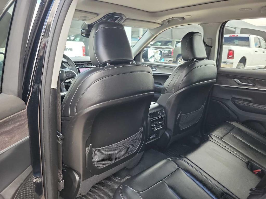 used 2023 Jeep Grand Cherokee car, priced at $31,999
