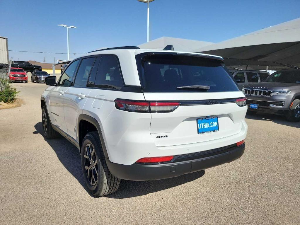 new 2025 Jeep Grand Cherokee car, priced at $42,635