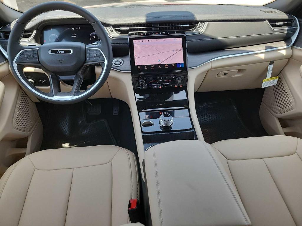 new 2025 Jeep Grand Cherokee car, priced at $49,810