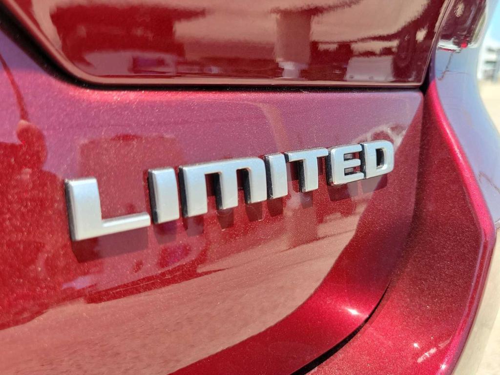 new 2025 Jeep Grand Cherokee car, priced at $49,810