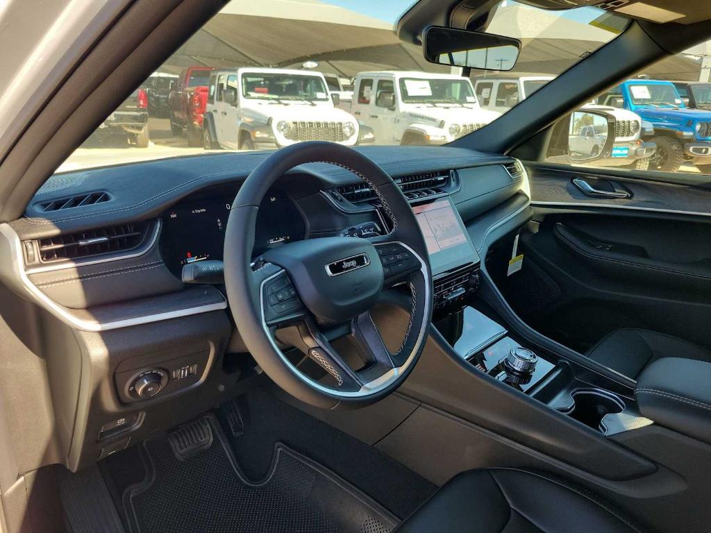 new 2025 Jeep Grand Cherokee L car, priced at $51,640