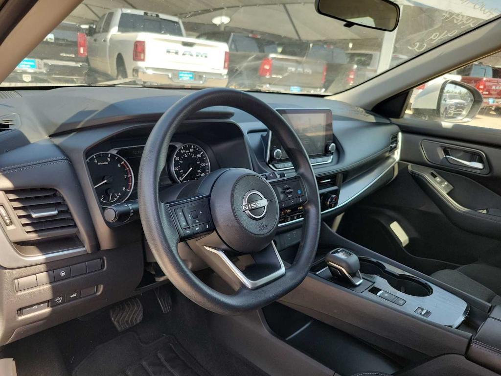 used 2024 Nissan Rogue car, priced at $26,888