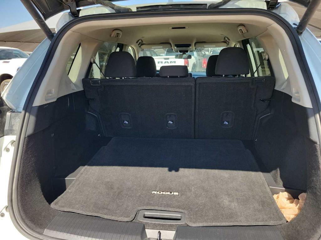used 2024 Nissan Rogue car, priced at $26,888