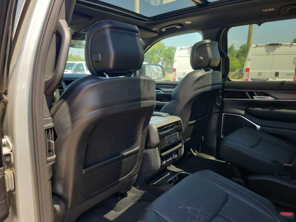 new 2024 Jeep Wagoneer L car, priced at $68,264