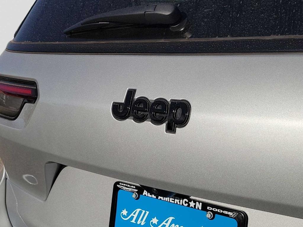 new 2025 Jeep Grand Cherokee L car, priced at $44,230