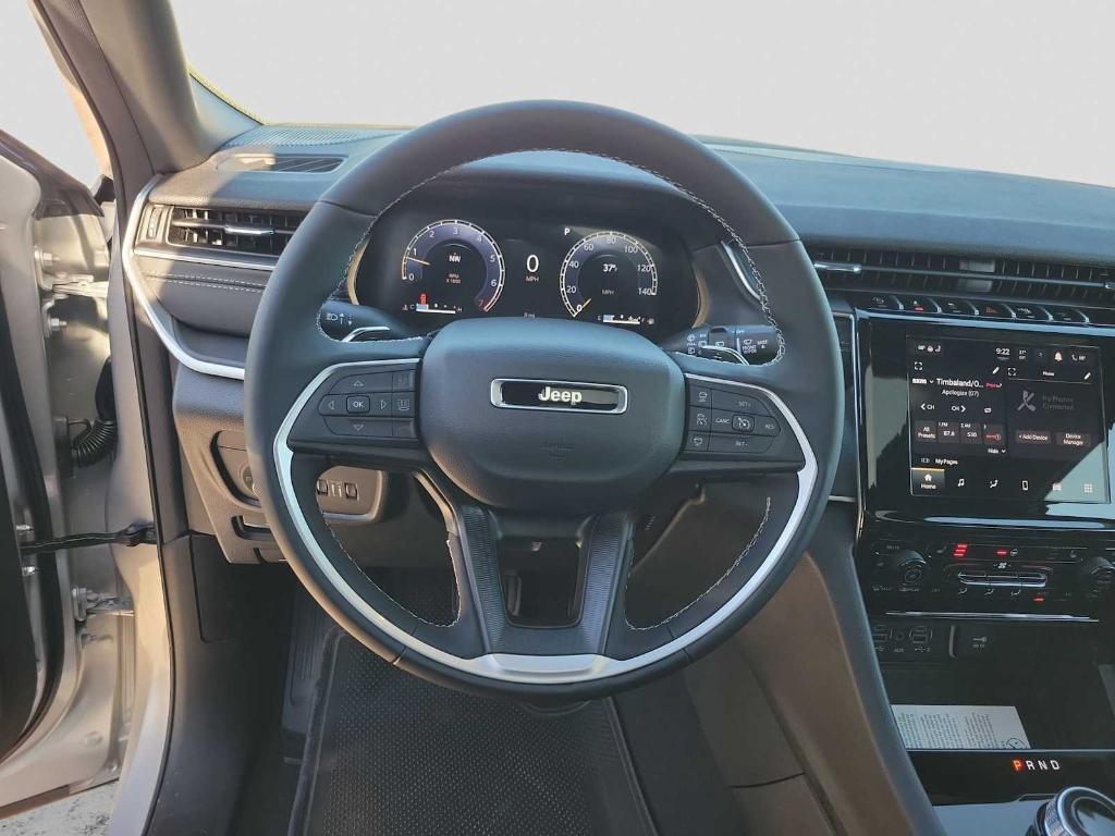 new 2025 Jeep Grand Cherokee L car, priced at $44,230