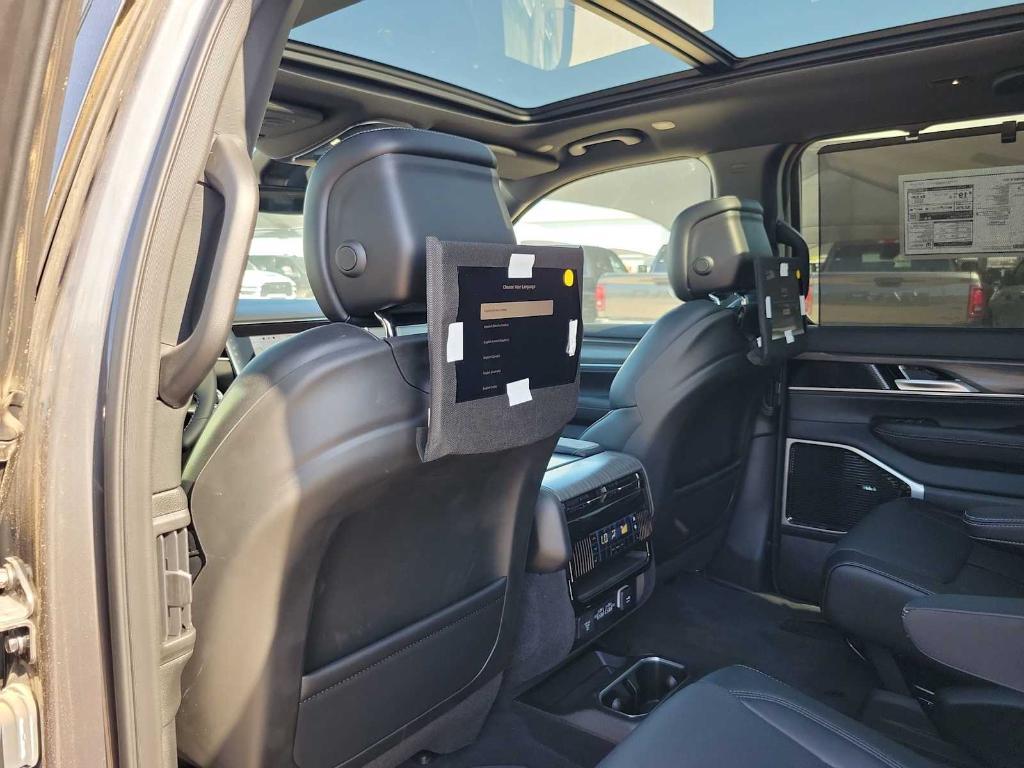 new 2024 Jeep Wagoneer L car, priced at $74,717