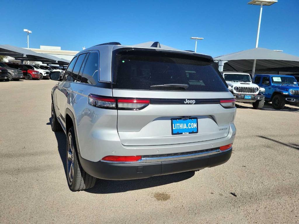 new 2025 Jeep Grand Cherokee car, priced at $47,385