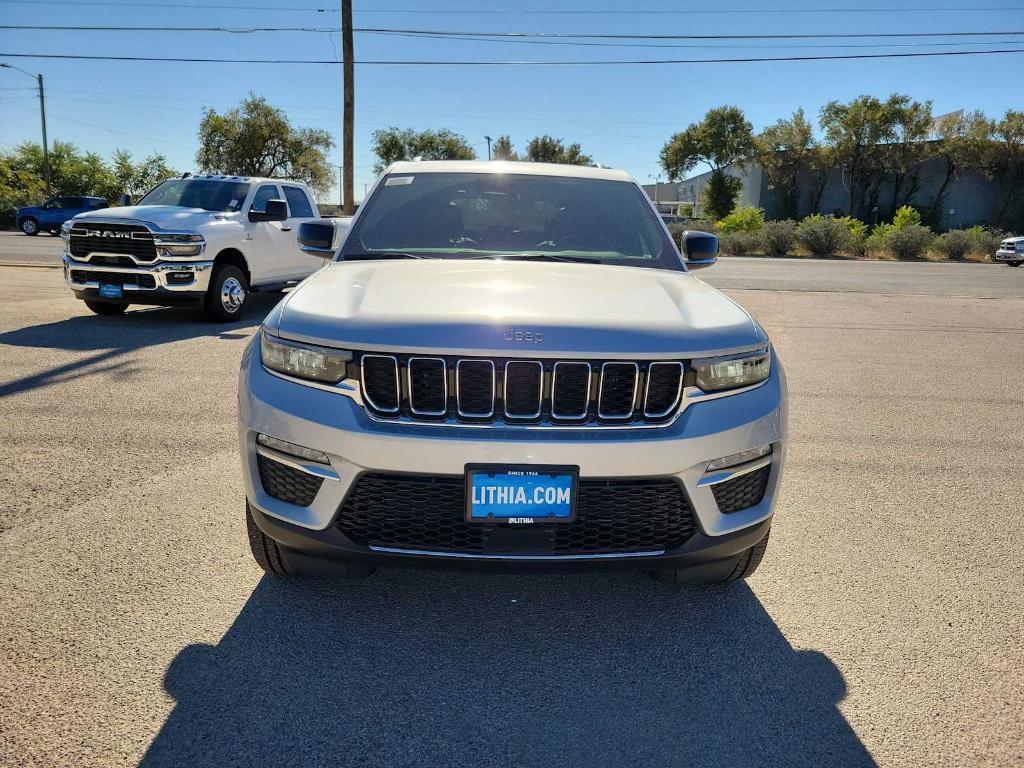 new 2025 Jeep Grand Cherokee car, priced at $47,385