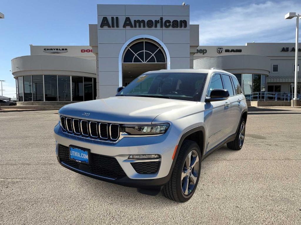 new 2025 Jeep Grand Cherokee car, priced at $47,385