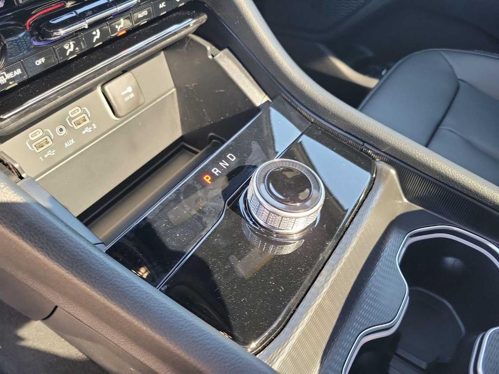 new 2025 Jeep Grand Cherokee car, priced at $47,385