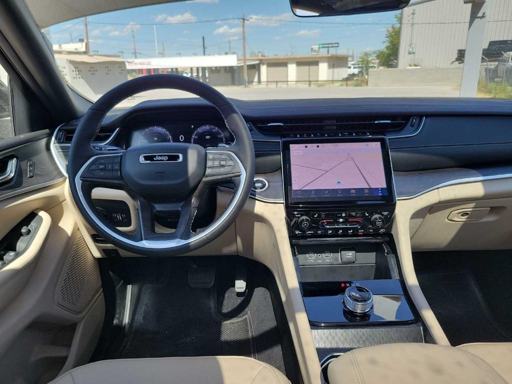 new 2025 Jeep Grand Cherokee car, priced at $45,385