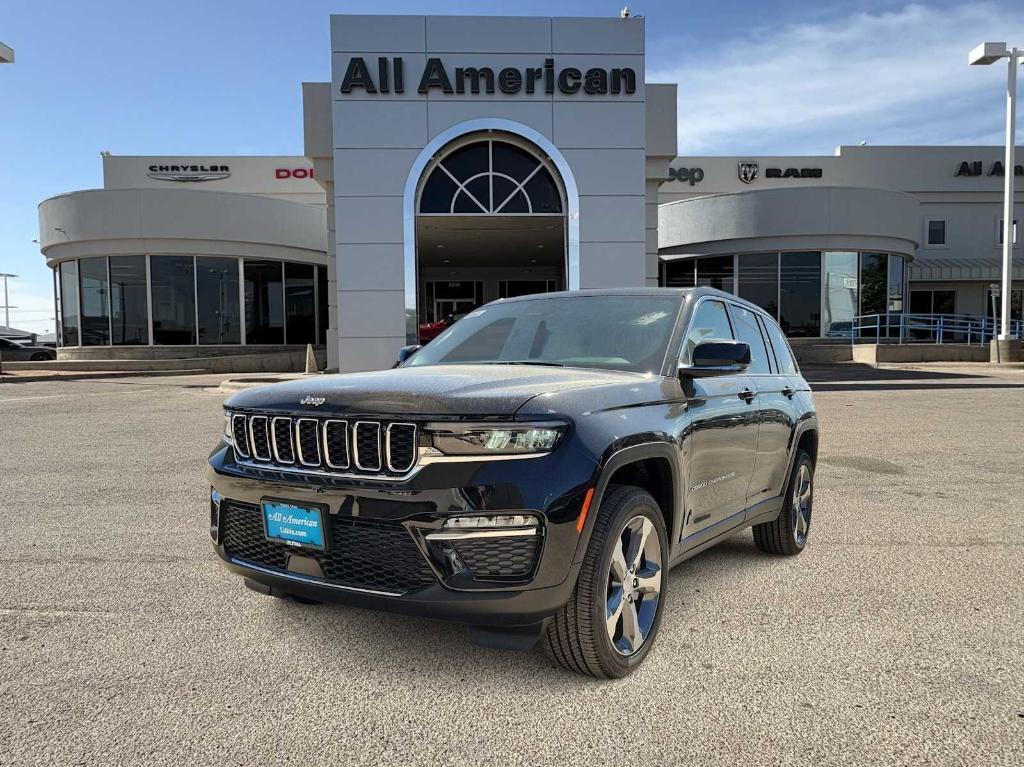 new 2025 Jeep Grand Cherokee car, priced at $47,385