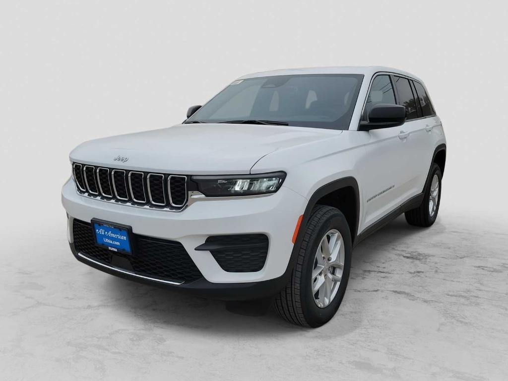 new 2025 Jeep Grand Cherokee car, priced at $39,530