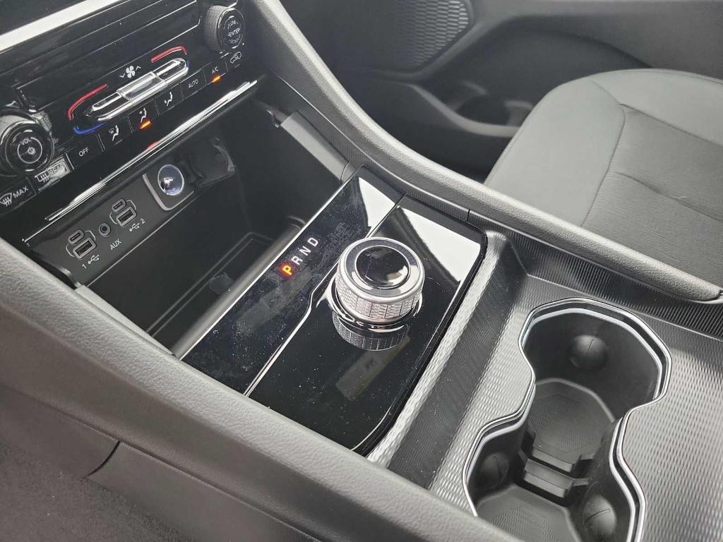 new 2025 Jeep Grand Cherokee car, priced at $39,530