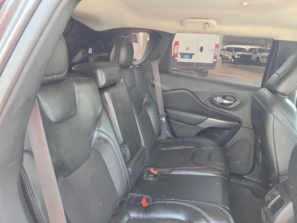 used 2021 Jeep Cherokee car, priced at $15,995