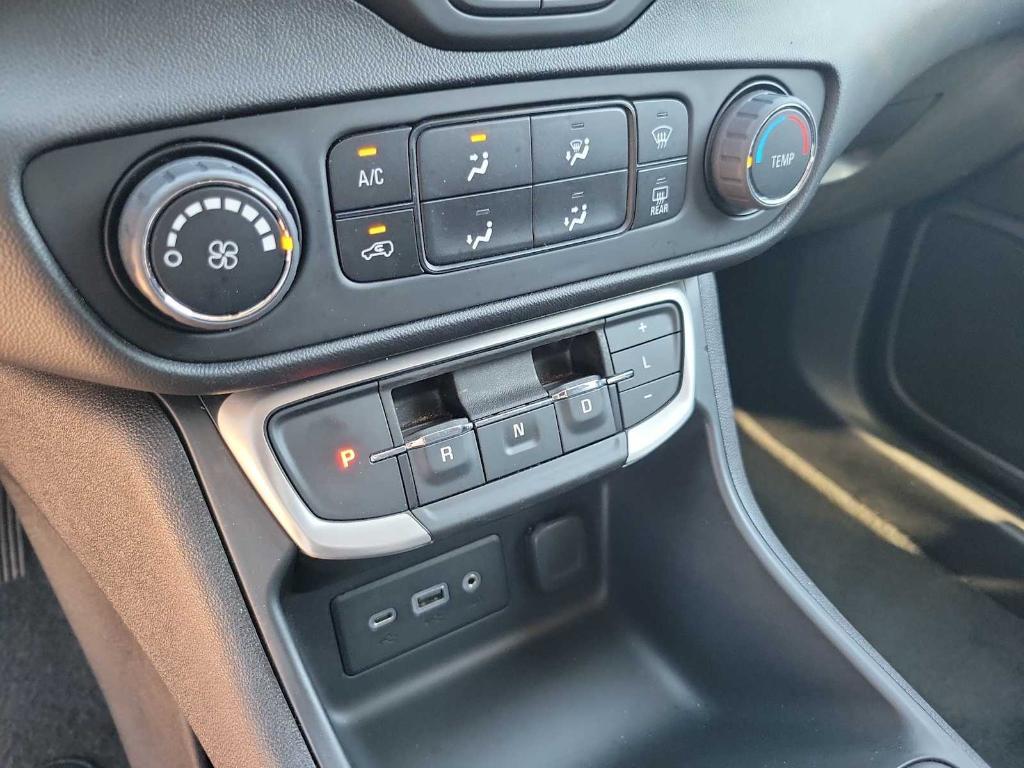 used 2023 GMC Terrain car, priced at $25,999