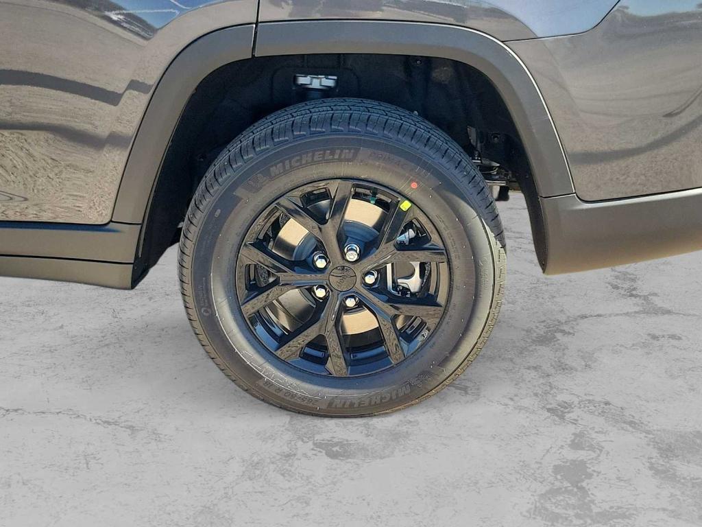 new 2025 Jeep Grand Cherokee L car, priced at $44,230