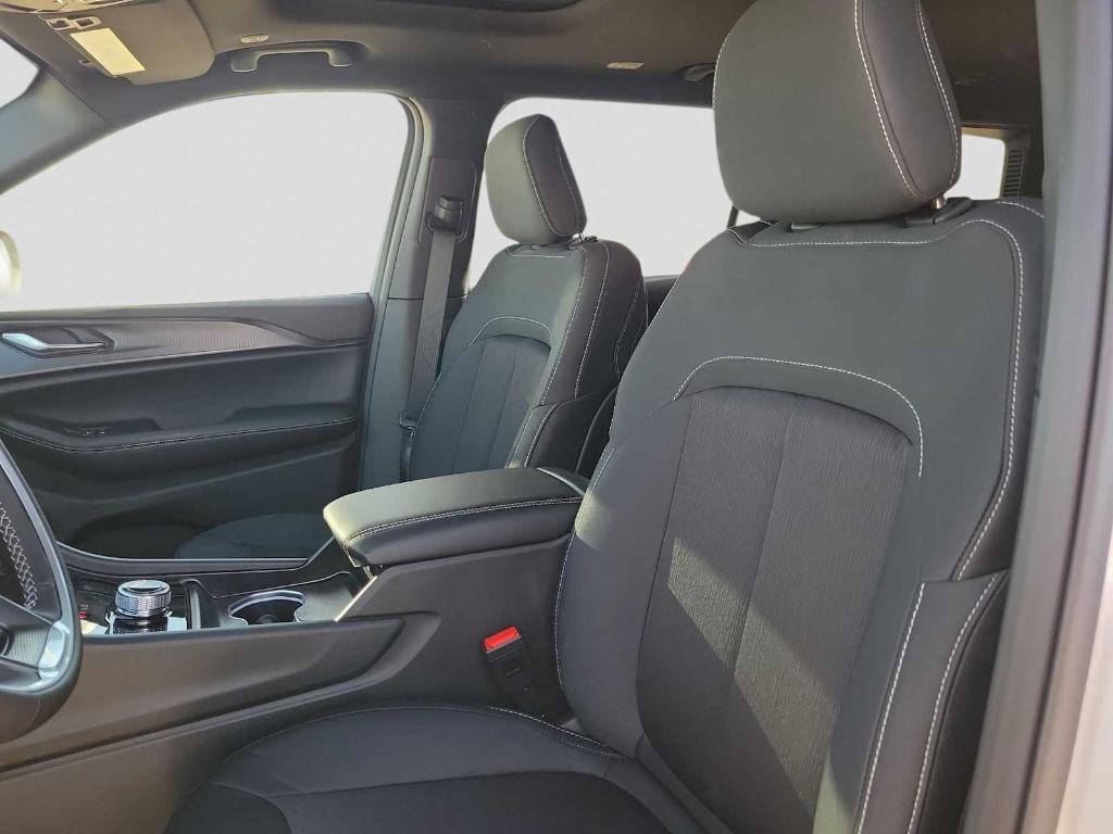 new 2025 Jeep Grand Cherokee L car, priced at $41,630