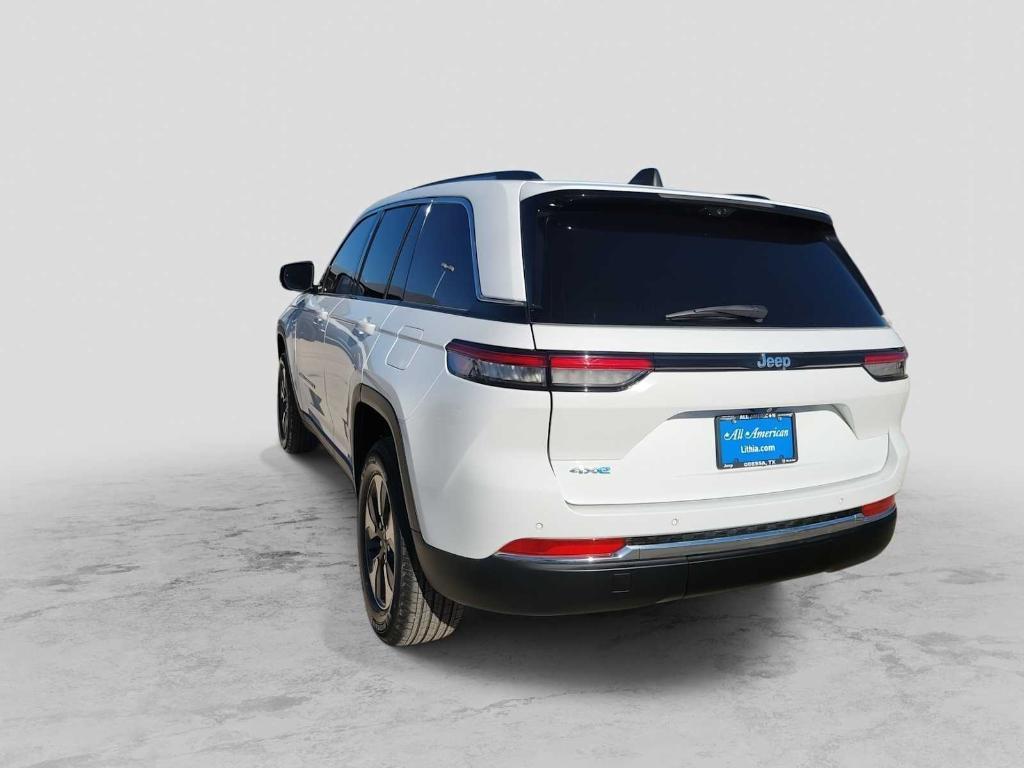 used 2022 Jeep Grand Cherokee 4xe car, priced at $33,999