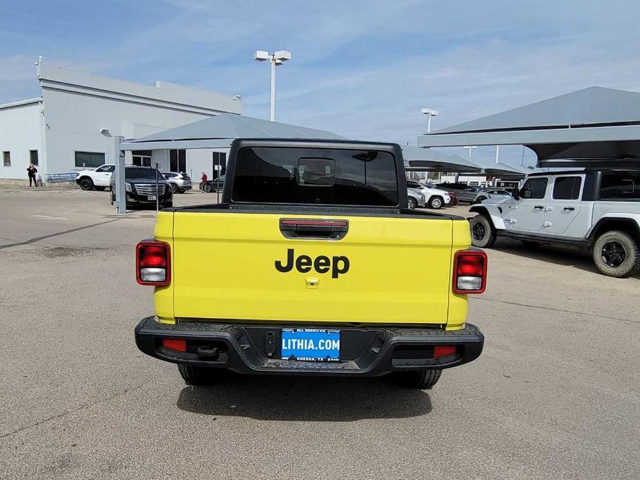 new 2024 Jeep Gladiator car, priced at $47,455