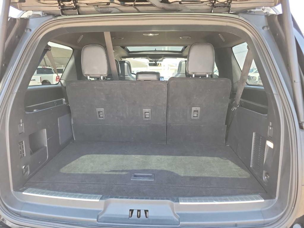 used 2023 Lincoln Navigator L car, priced at $73,995