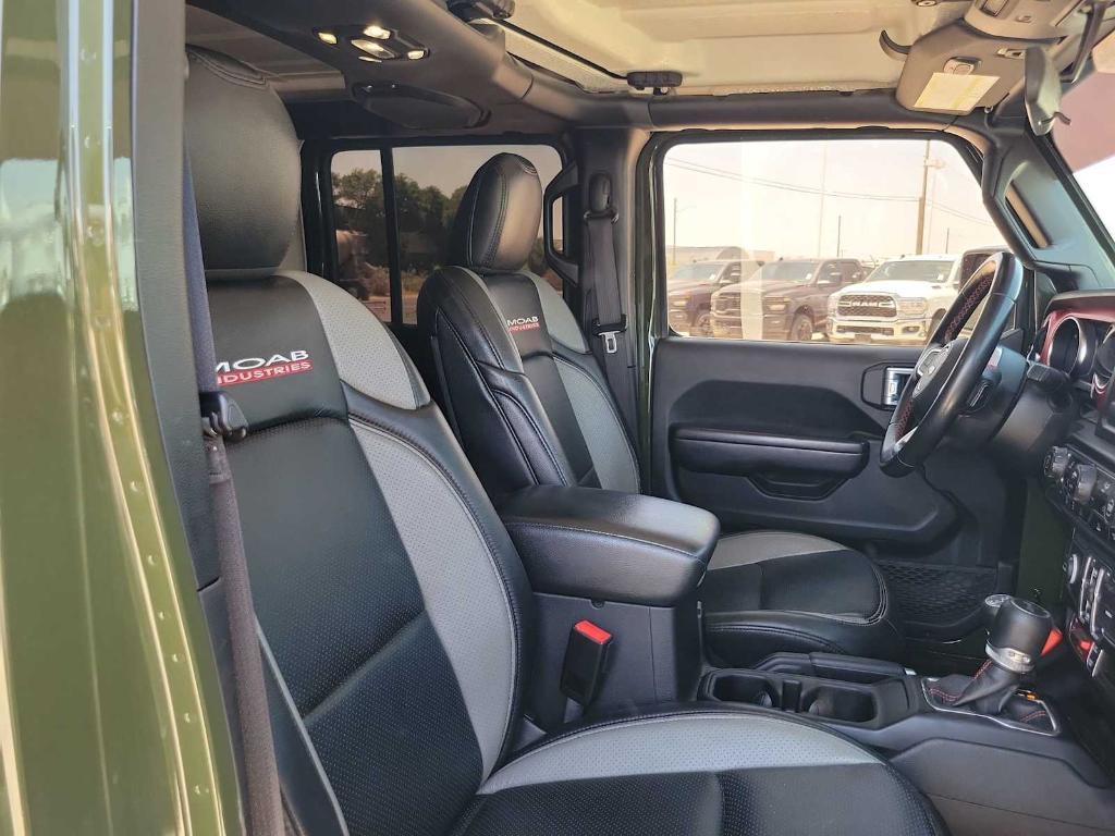 used 2021 Jeep Wrangler Unlimited car, priced at $39,995