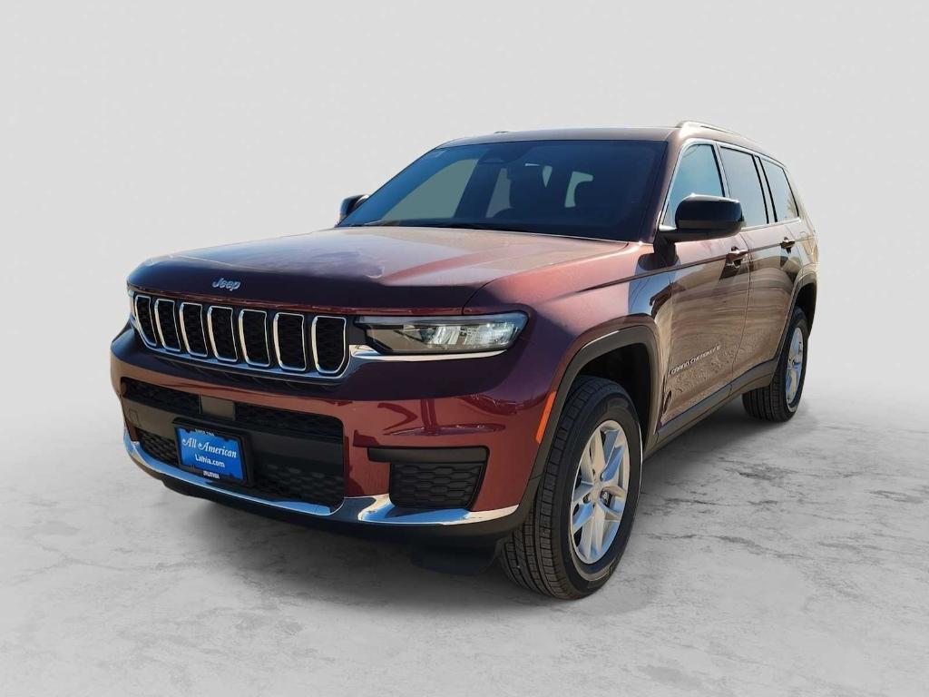 new 2025 Jeep Grand Cherokee car, priced at $40,125